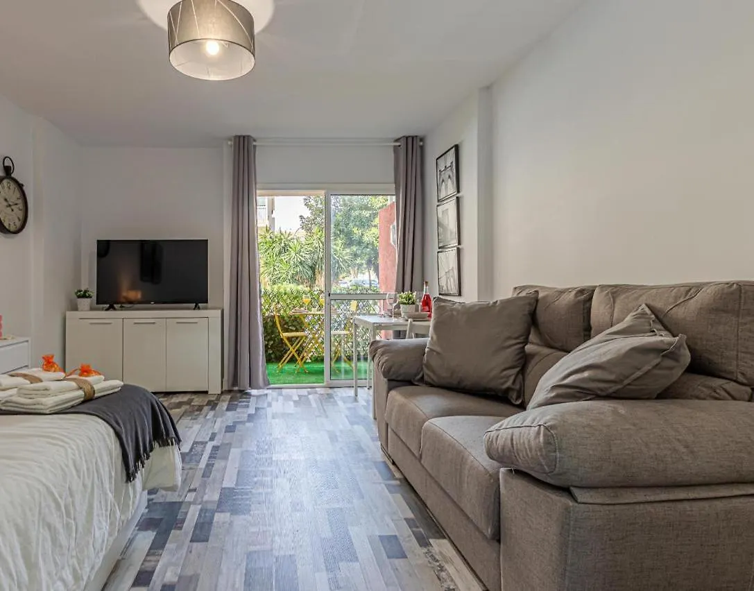 Apartment Apartamento Estudio Vacacional Iris, Benalmadena Spain
